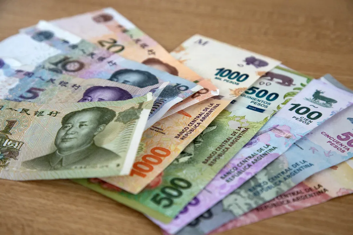 Argentina habilitó cuentas bancarias en yuanes.